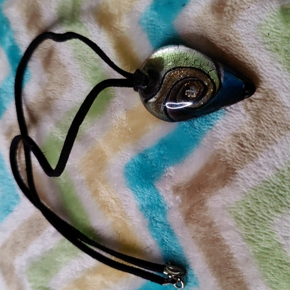 16.  My SeeSeeMade in Italy Murano Glass Necklace on Leather Cord - Picture 2 of 4